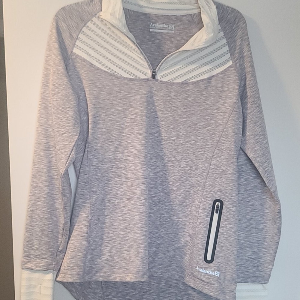 Avalanche Pullover - image 2